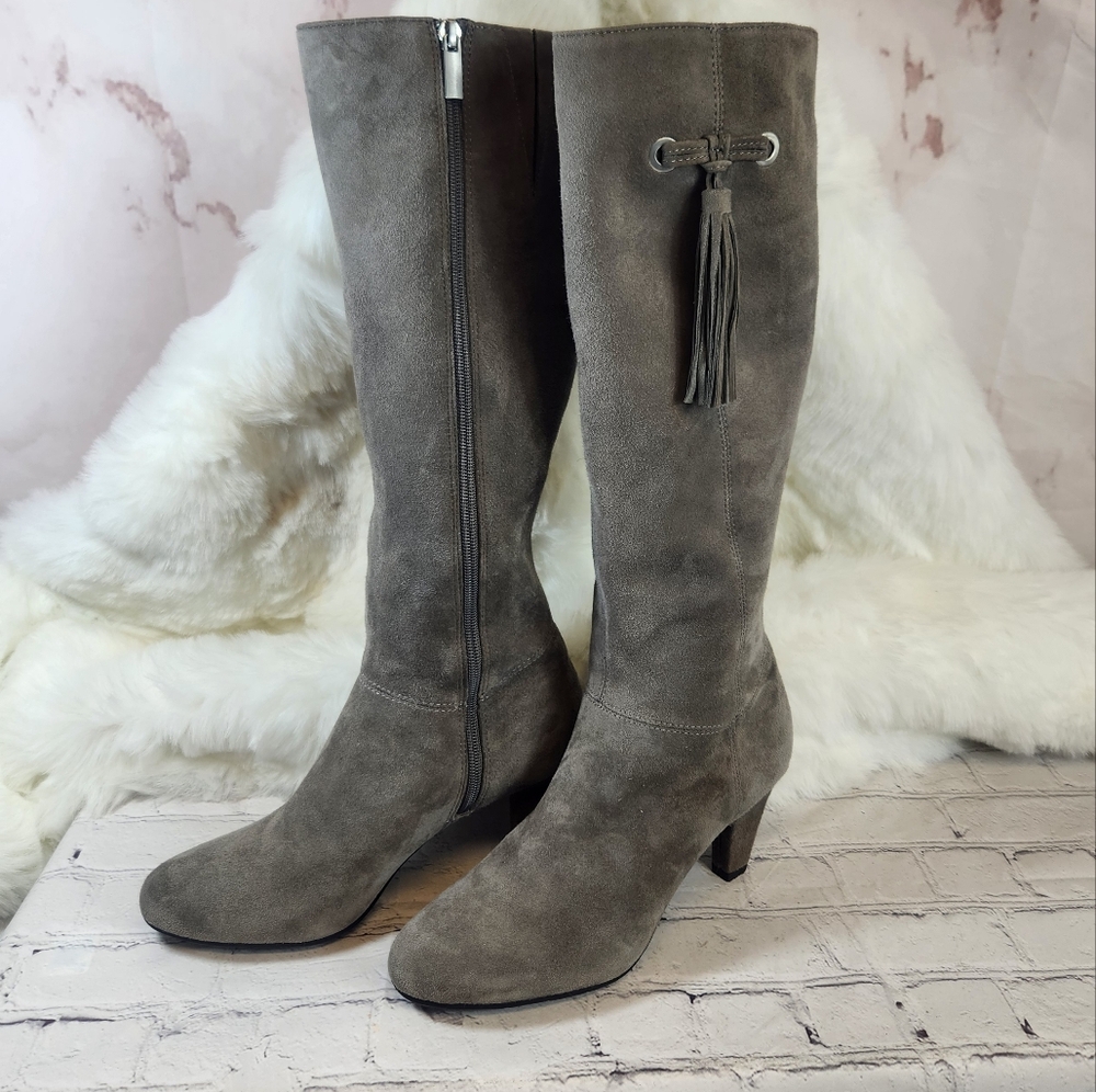 Bandolino Gray Suede Knee-High Heeled Boots with Tassel